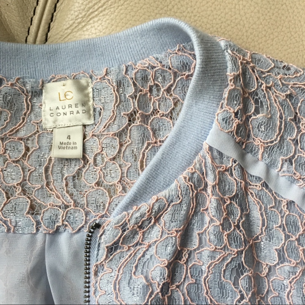 Lace jacket - Picture 6 of 7